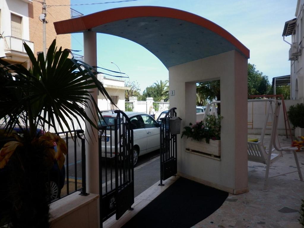 Hotel Cristall San Benedetto del Tronto Zewnętrze zdjęcie