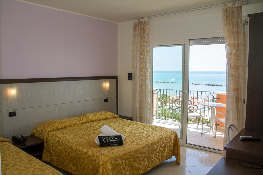 Hotel Cristall San Benedetto del Tronto Zewnętrze zdjęcie