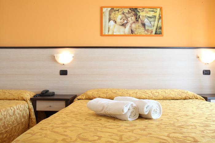 Hotel Cristall San Benedetto del Tronto Zewnętrze zdjęcie