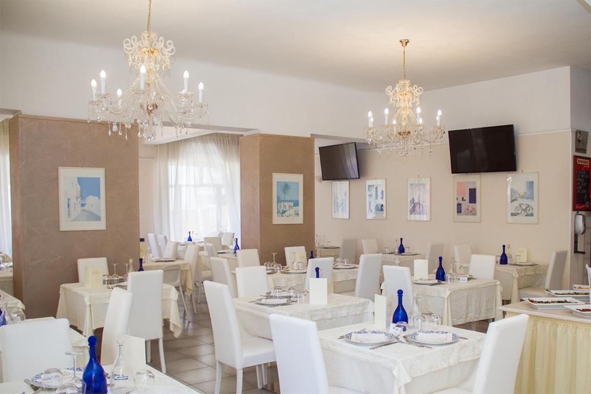 Hotel Cristall San Benedetto del Tronto Zewnętrze zdjęcie